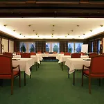 Romantik Astenkrone ホテル 4*