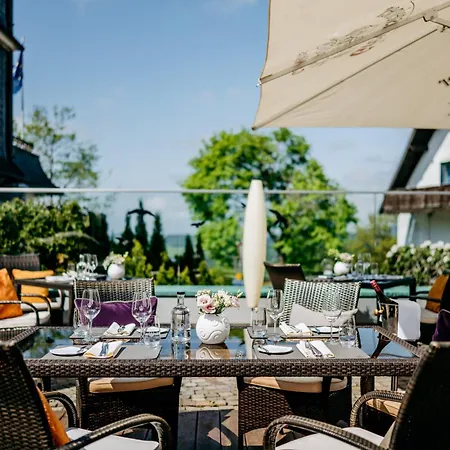 Hotel Romantik Astenkrone 4*