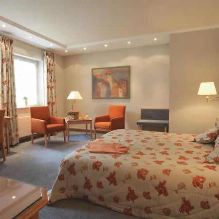 Romantik Astenkrone Hotel 4*