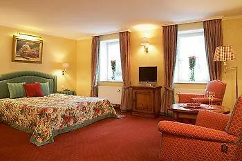 Romantik Astenkrone Hotel 4*