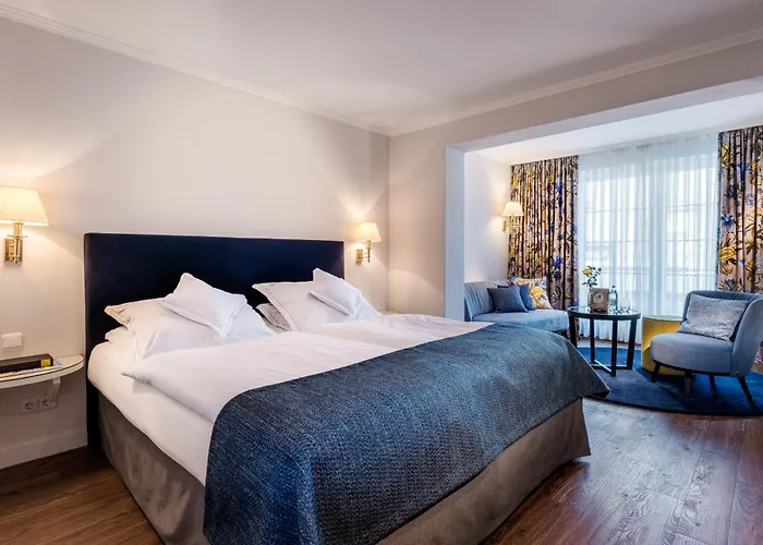 Hotel Romantik Astenkrone 4*