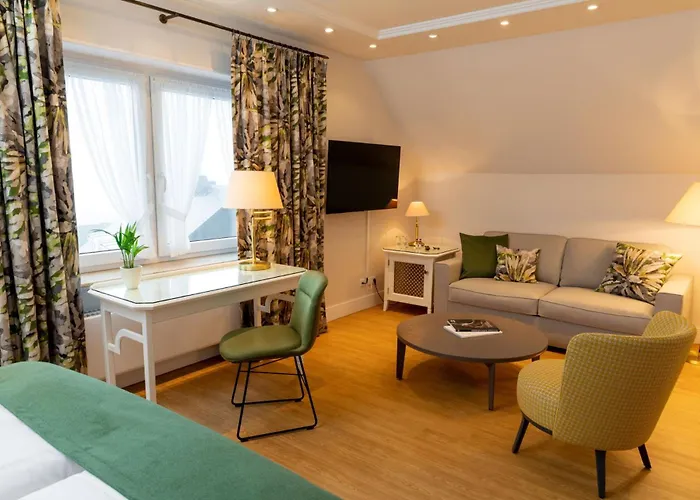 Hotel Romantik Astenkrone