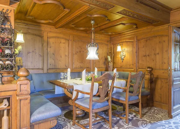 Hotel Romantik Astenkrone 4*